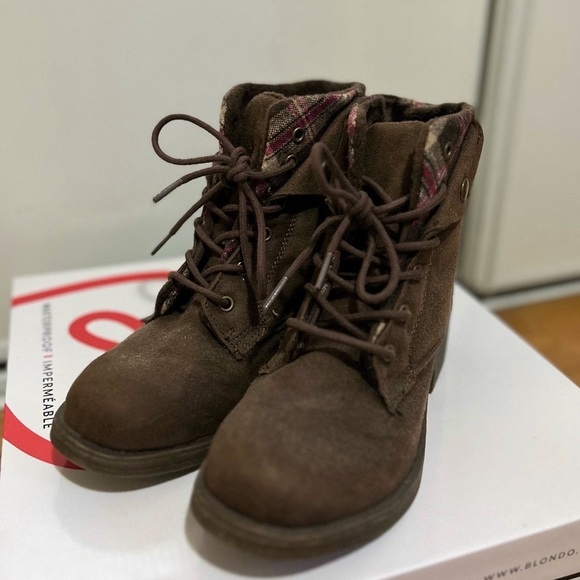 Rock & Candy Junie Boots - Picture 2 of 5